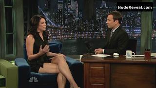 LAUREN GRAHAM nude in Late Night with Jimmy Fallon