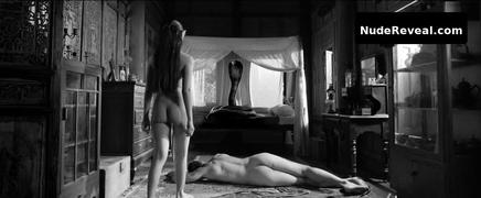 APA BHAVILAI nude in Mae Bai
