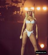 DOJA CAT nude in Arte Concert