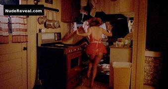 JENNIFER JASON LEIGH nude in Grandview, U.S.A.