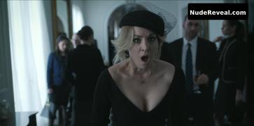 KALEY CUOCO nude in The Flight Attendant