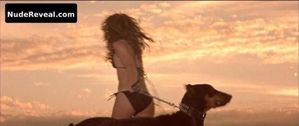 ELIZABETH HURLEY nude in Bedazzled