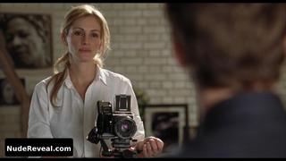 JULIA ROBERTS nude in Closer