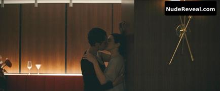 RACHEL WEISZ nude in Dead Ringers