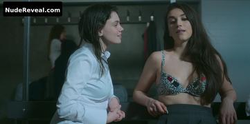 CLAUDIA SALAS nude in Elite