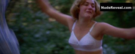 KATE WINSLET nude in Heavenly Creatures