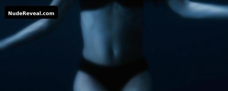 JENNIFER GARNER nude in Elektra