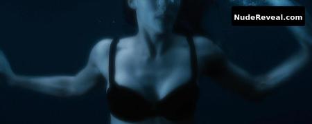 JENNIFER GARNER nude in Elektra
