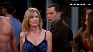 COURTNEY THORNE-SMITH nude in Two and a Half Men