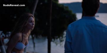 CAMILA SODI nude in Luis Miguel: The Series