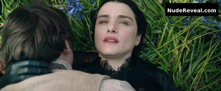 RACHEL WEISZ nude in My Cousin Rachel