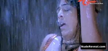 PRIYAMANI nude in Mitrudu