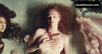 HUNTER SCHAFER nude in Euphoria