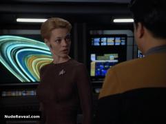 JERI RYAN nude in Star Trek: Voyager