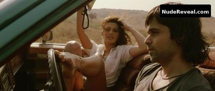 JAQUELINE FERNANDEZ nude in Murder 2
