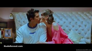 MANDANA KARIMI nude in The Casino