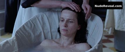 JULIETTE BINOCHE nude in Camille Claudel 1915