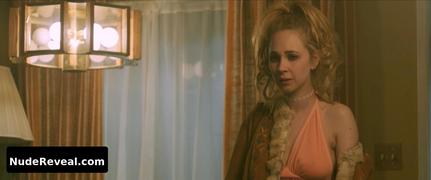 JUNO TEMPLE nude in Safelight