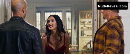 MEGAN FOX nude in Expend4bles