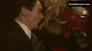 VICTORIA SMURFIT nude in Dracula