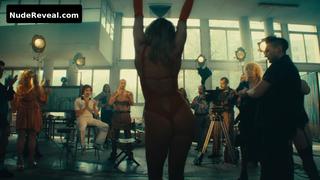 ANNA SZYMANCZYK nude in X-Rated Queen