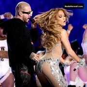 JENNIFER LOPEZ nude in Super Bowl