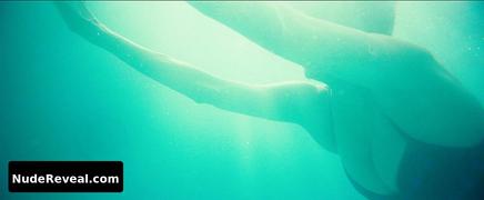 ANNETTE BENING nude in Poolman