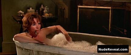 SHIRLEY MACLAINE nude in Two Mules for Sister Sara