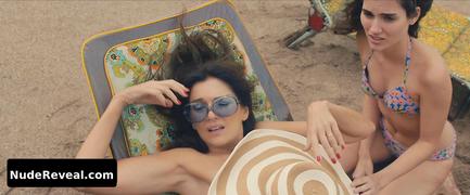 AGOSTINA BETTINELLI nude in Desire
