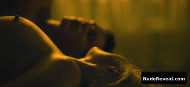LAURA SEPUL nude in The Courier