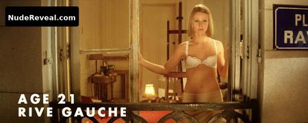 GWYNETH PALTROW nude in The Royal Tenenbaums