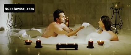 KAREENA KAPOOR nude in Fida