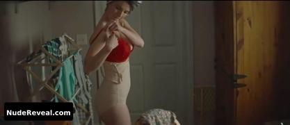 BETTY GILPIN nude in Three Women