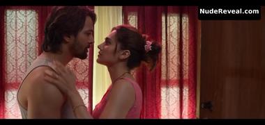 TAAPSEE PANNU nude in Haseen Dillruba