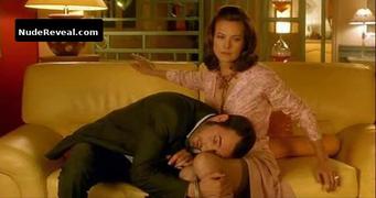 CAROLE BOUQUET nude in Bienvenue chez les Rozes
