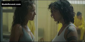 MANON AZEM nude in Prise Au Piege