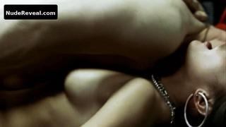 VERONICA ECHEGUI nude in Yo soy la Juani