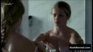 CORNELIA GROSCHEL nude in Polizeiruf 110