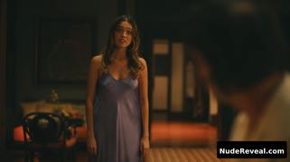 AIMEE-LOU WOOD nude in The White Lotus