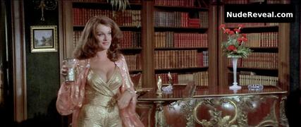 ANN-MARGRET nude in The Cheap Detective