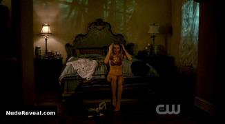 ANNALYNNE MCCORD nude in 90210
