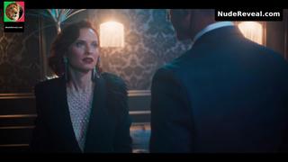 VERA KOLODZIG nude in O Clube