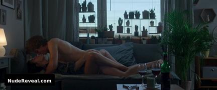 AGNIESZKA GROCHOWSKA nude in Nieobliczalna