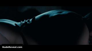 CATHERINE DENEUVE nude in Le lieu du crime