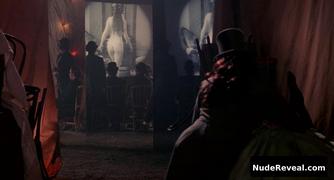 HONEY LAUREN nude in Dracula
