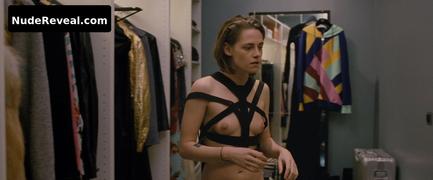 KRISTEN STEWART nude in Personal Shopper