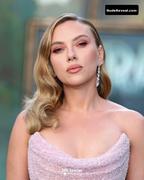 SCARLETT JOHANSSON nude in Jurassic World Rebirth