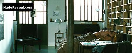 ANA GIRARDOT nude in Amities sinceres