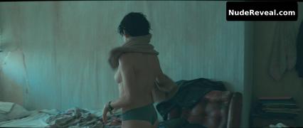 KARLA SOUZA nude in El Presidente