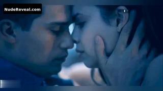 SOFIA CARSON nude in Purple Hearts